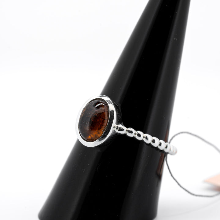 Sidabrinis žiedas su rudu turmalinu "Dravito galia"