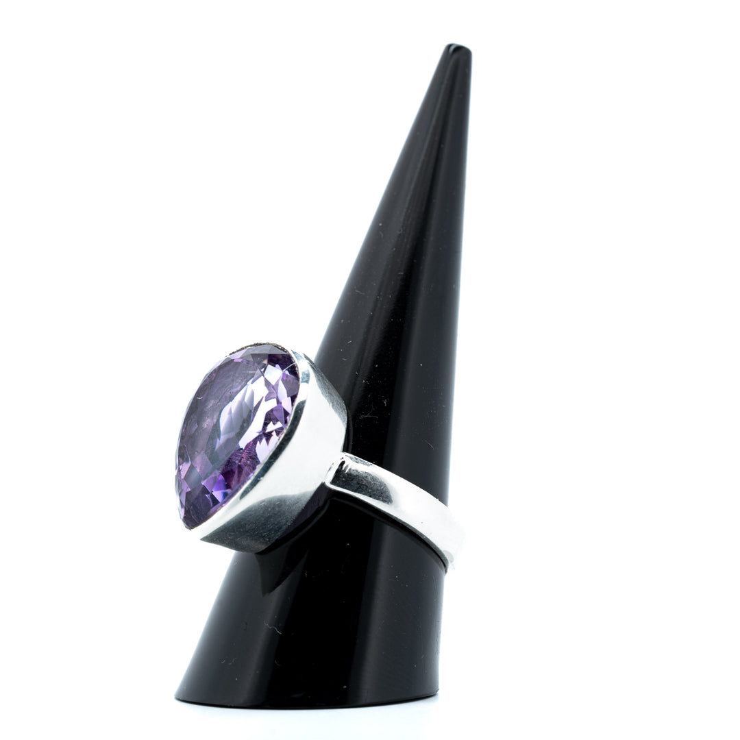 Sidabrinis žiedas su ametistu „Sapnų lašas“ - Holy Dragonfly