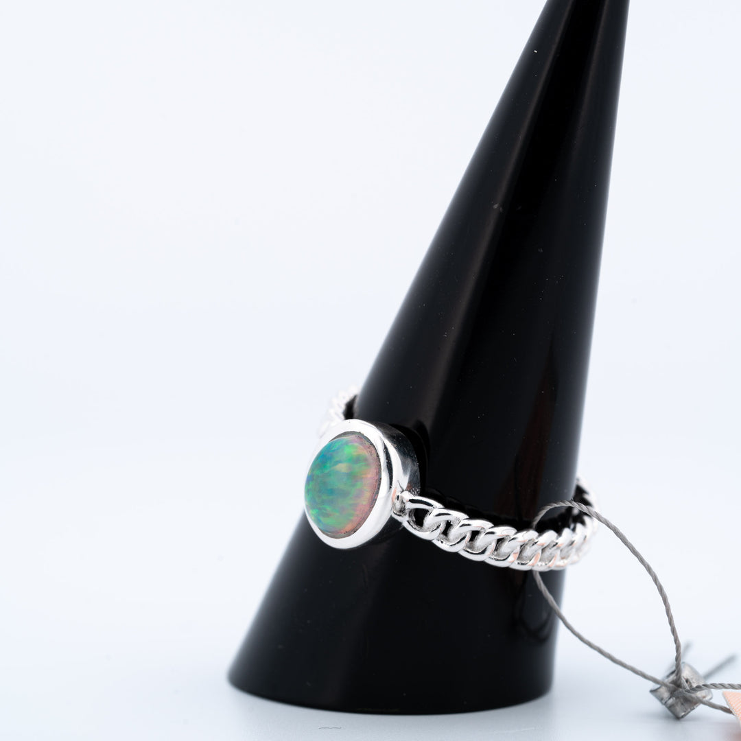 Sidabrinis žiedas su Etiopijos opalu "Šviesos Tiltas"