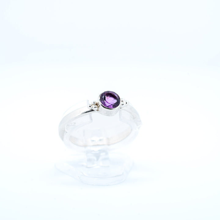 Sidabrinis žiedas su ametistu „Tyla“ - Holy Dragonfly