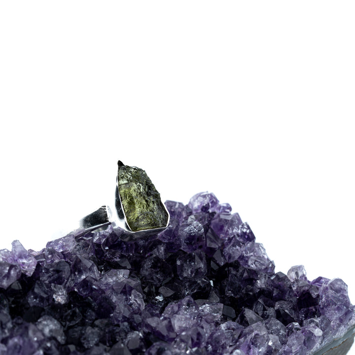 Sidabrinis žiedas su moldavitu "Kosmoso pašaukimas"