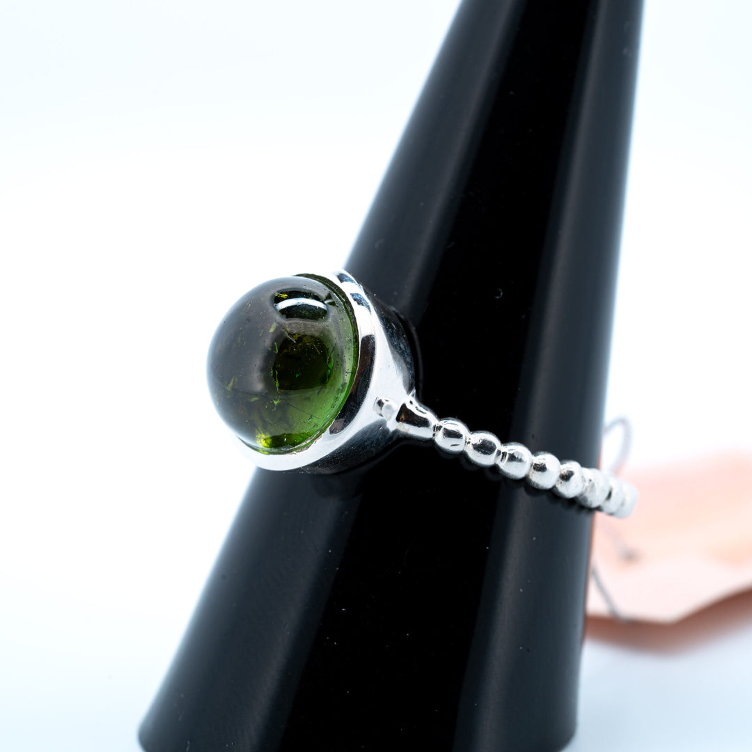 Sidabrinis žiedas su žaliu turmalinu "Gamtos ramybė"