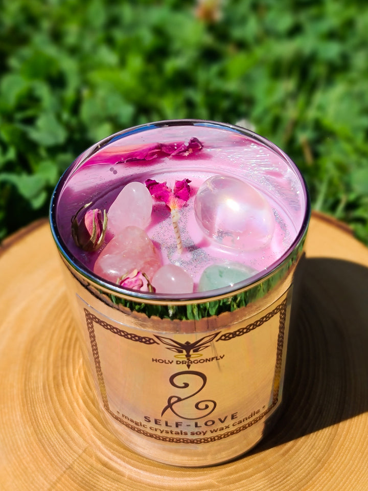 magiskas metalizuota soju vasko zvake su naturaliais kristalais rozinis kvarcas angelo aura avantiurinas