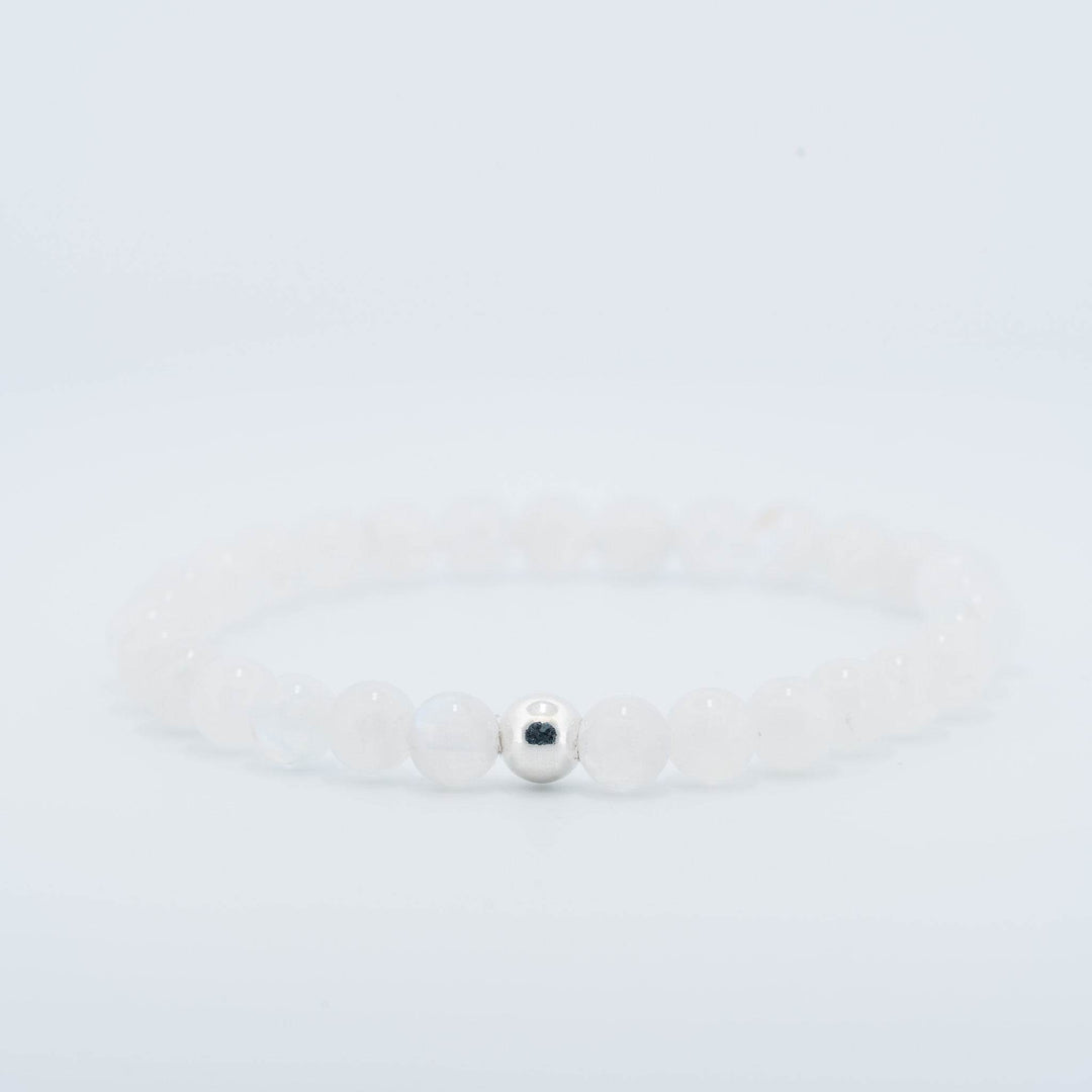 Balto Mėnulio akmens apyrankė "AA" "6 mm"