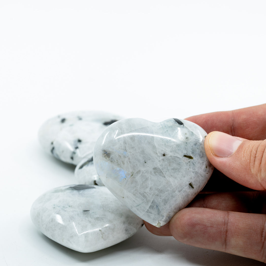 Balto Mėnulio akmens širdelė