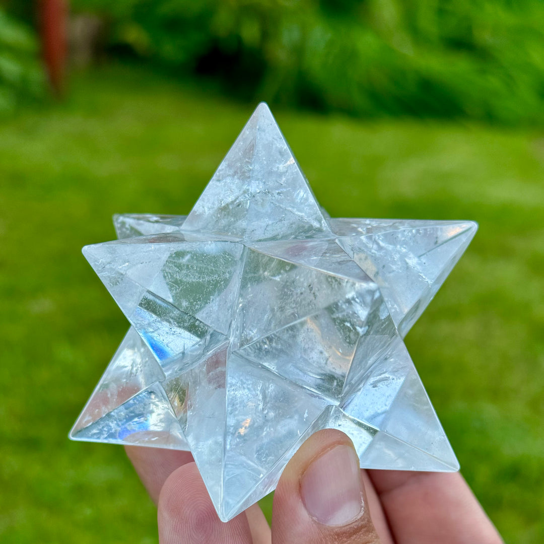 Kalnų krištolo Asteroidas 283 g. - Holy Dragonfly
