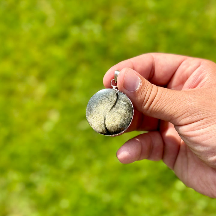 Auksinio Obsidiano pakabutis
