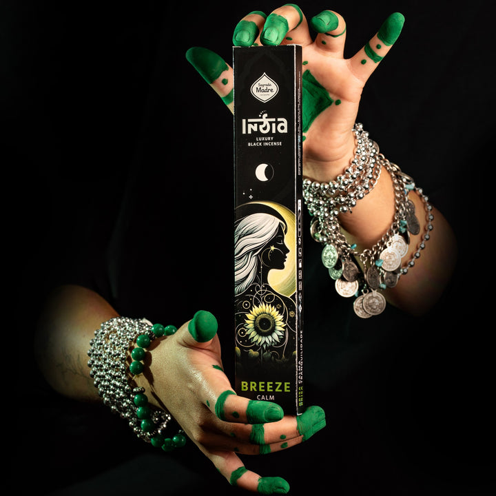 Sagrada Madre India Black "Breeze Calm"