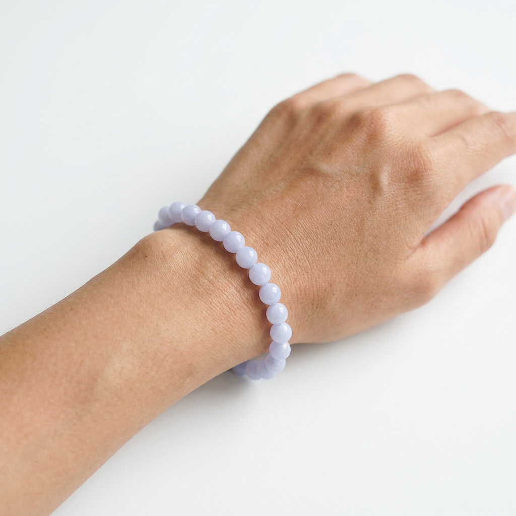 Melsvo Chalcedono apyrankė "6mm"