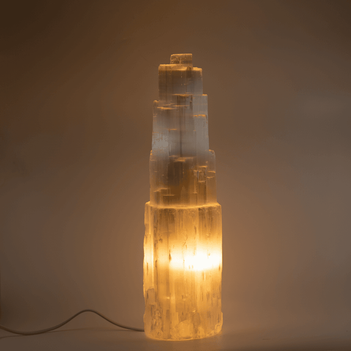 Selenito lempa „Šviesos bokštas“ 6,1 kg