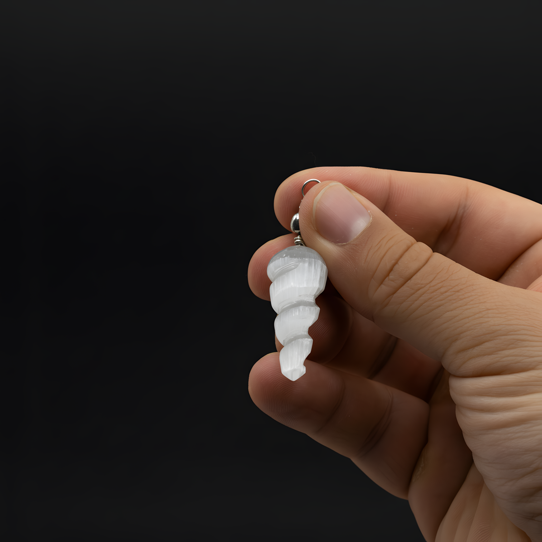 Selenito pakabukas „Spiralės šviesa“