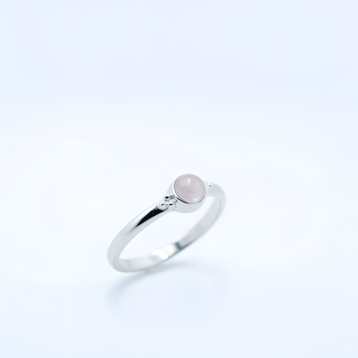 Sidabrinis žiedas su rožiniu kvarcu „Švelni širdis“