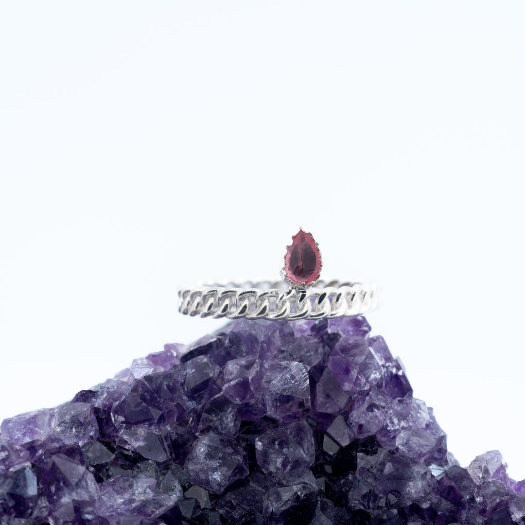 Sidabrinis žiedas su rožiniu turmalinu „Rožės kibirkštis“