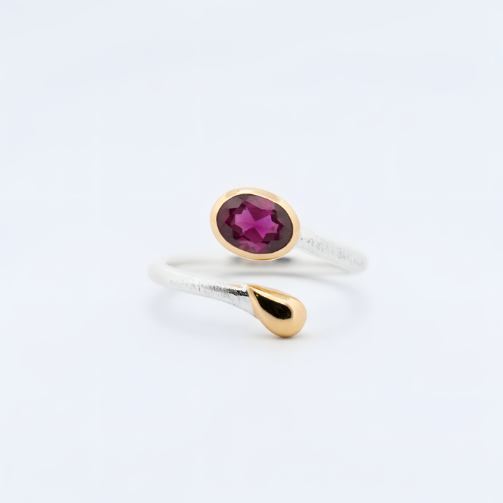 Sidabrinis žiedas su rubinu „Gyvybės pulsas“