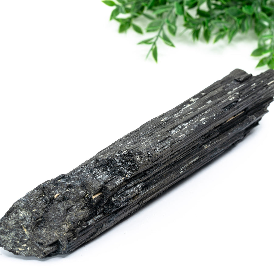 Juodas Turmalinas Šerlas mineralas 700 g - Holy Dragonfly