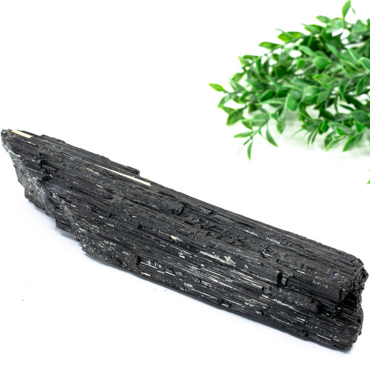Juodas Turmalinas Šerlas mineralas 700 g - Holy Dragonfly