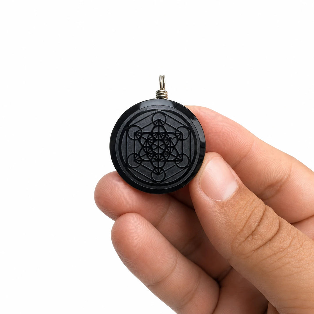 Juodojo obsidiano pakabukas  "Metatrono kubas"