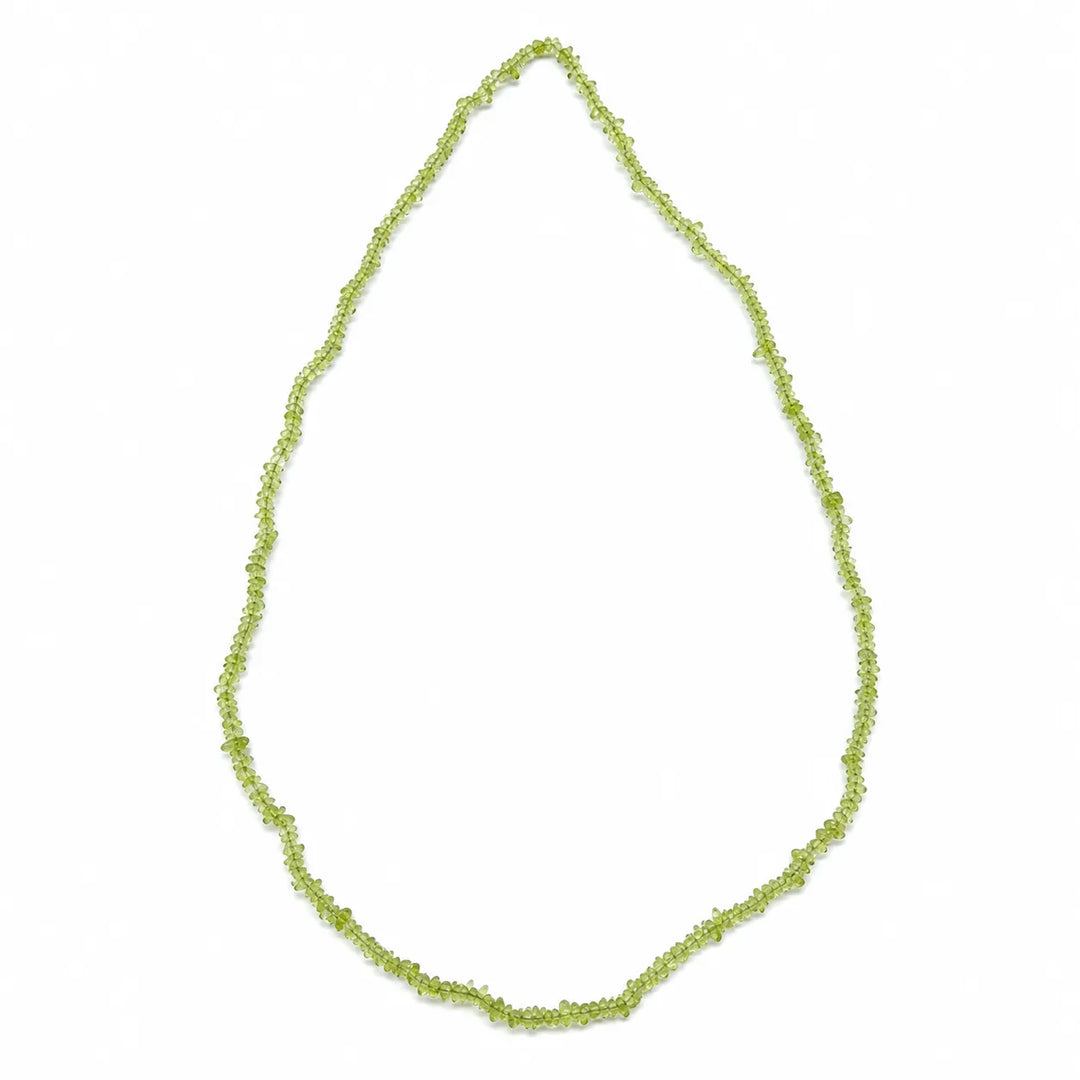 Peridoto čipsiukų karoliai 82 cm
