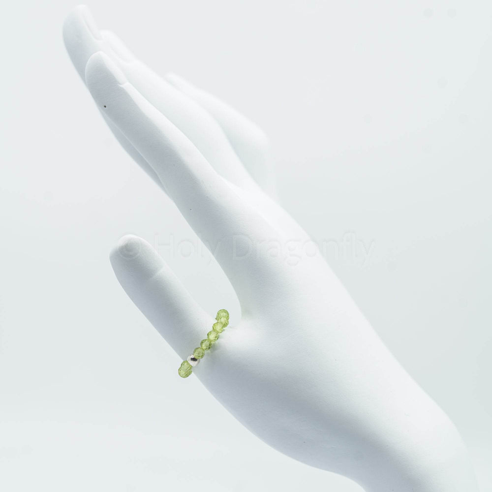 Peridoto žiedas (briaunuotas) - Holy Dragonfly