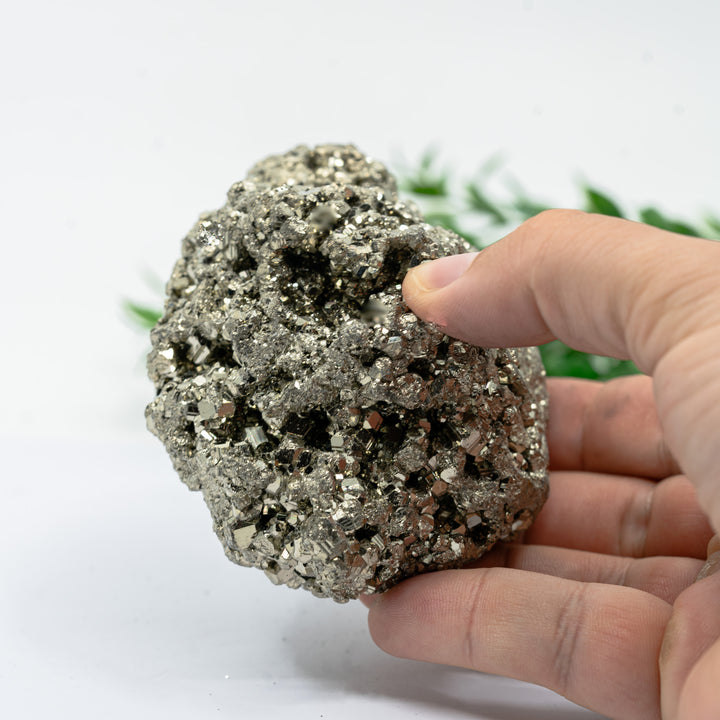 Piritas kristalinis mineralas 670 g.