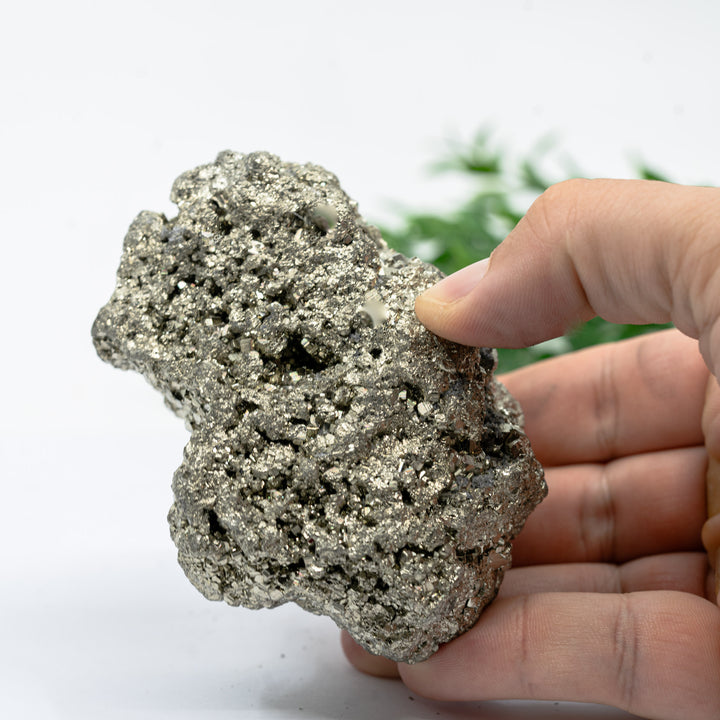 Piritas kristalinis mineralas 579 g.