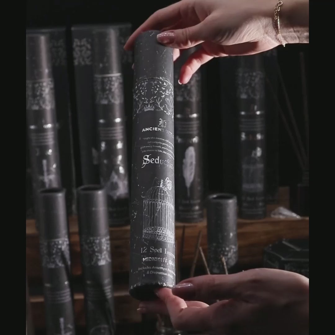 Ancient Witch "Seduction" smilkalai su ametisto švytuokle