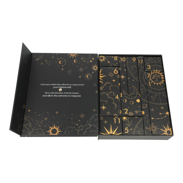„Pureworks Perfumery Esoteric Collection“ mėnulio ciklo įkvėpta pakuotė