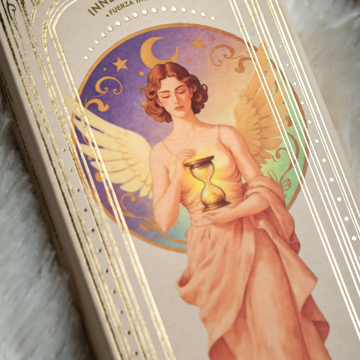 Sagrada Madre „Tarot Angels“ – Inner Strength – angelo iliustracija ant pakuotės