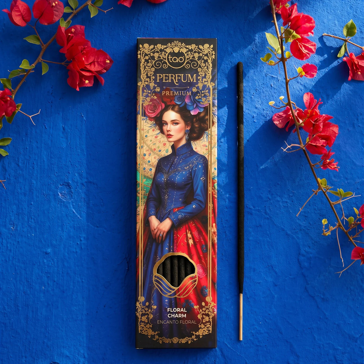Sagrada Madre Tao Perfum – Floral Charm – smilkalų pakuotė aplinkoje