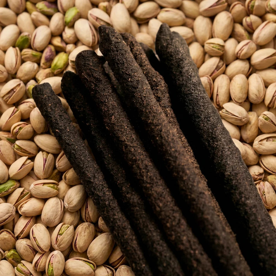 Sagrada Madre Tao Perfum – Pistachio Chocolate – smilkalų lazdelių tekstūra