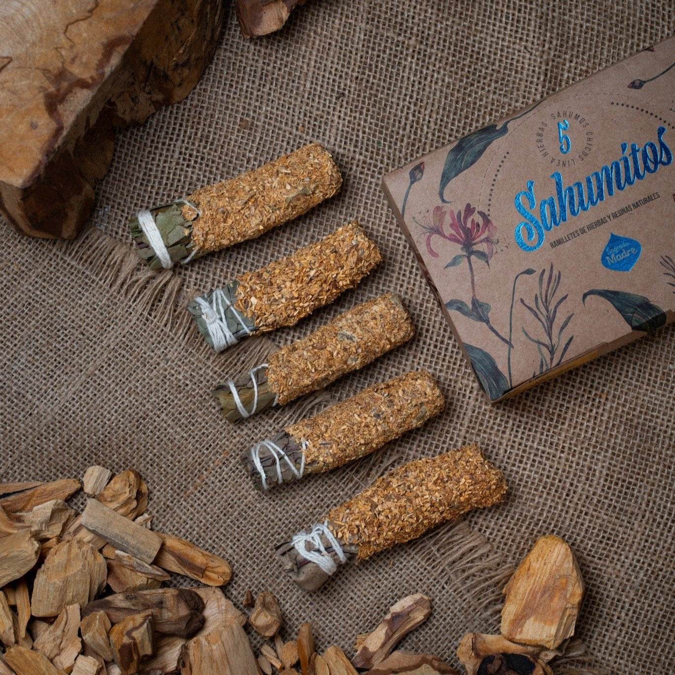 Sagrada Madre Sahumitos Palo Santo - Holy Dragonfly