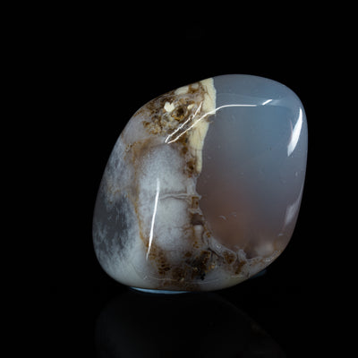 dendritinis opalas akmuo