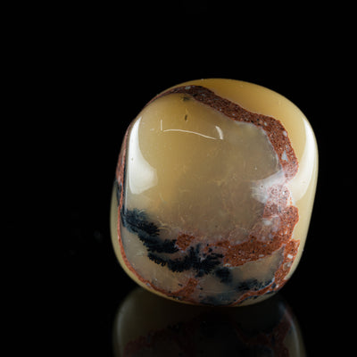 dendritinis opalas mineralas