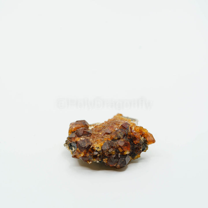 Granatas (Spesartinas) mineralas - Holy Dragonfly