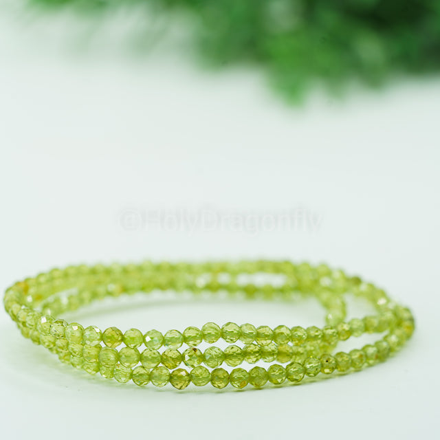 Peridotas apyrankė "3mm" (briaunuota)