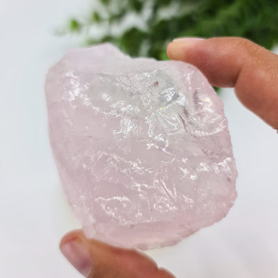 magiski rozinio kvarco mineralai