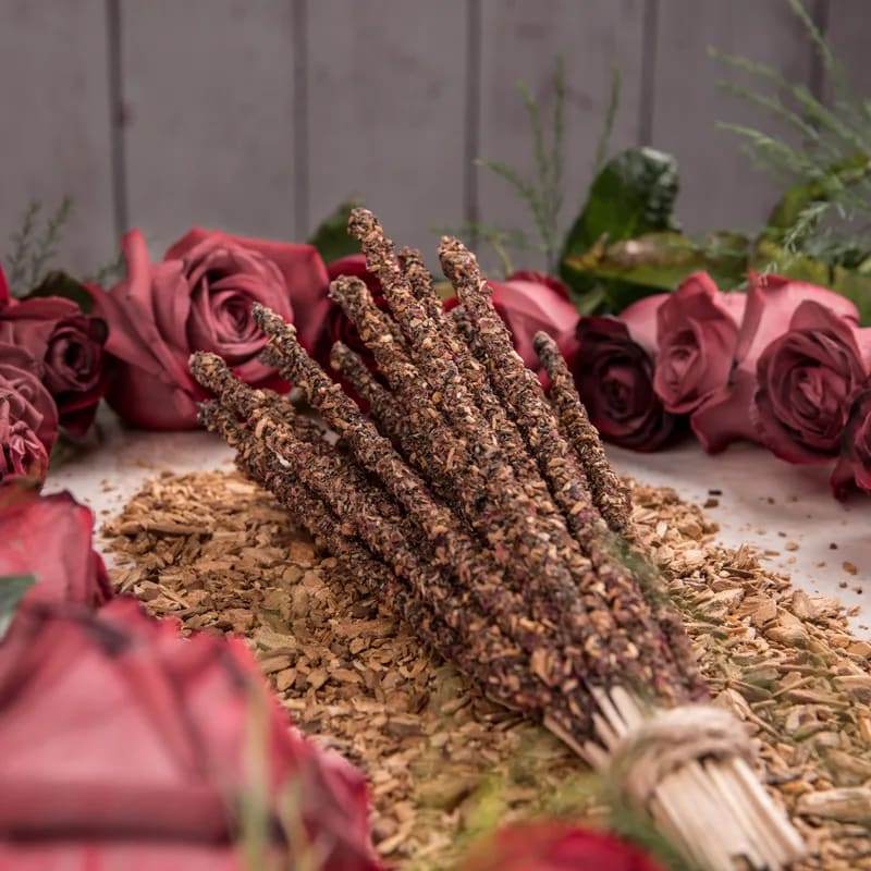 Sagrada Madre Palo Santo,  Roses