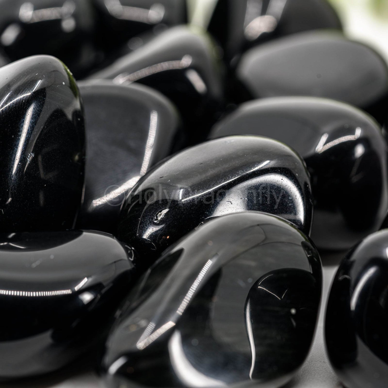 Veliūrinis Obsidianas - Holy Dragonfly